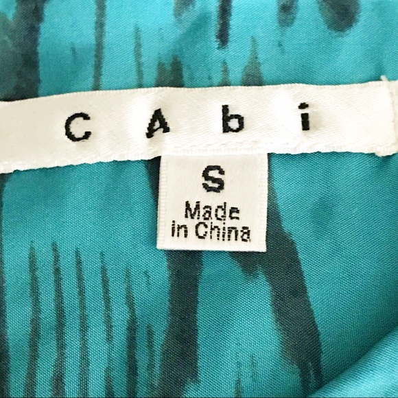 CAbi Silk Sleeveless Tiered Blue/ Black Om… - Picture 3 of 12